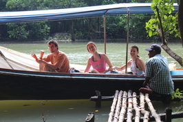 Ao Phang Nga, molo u jeskyne